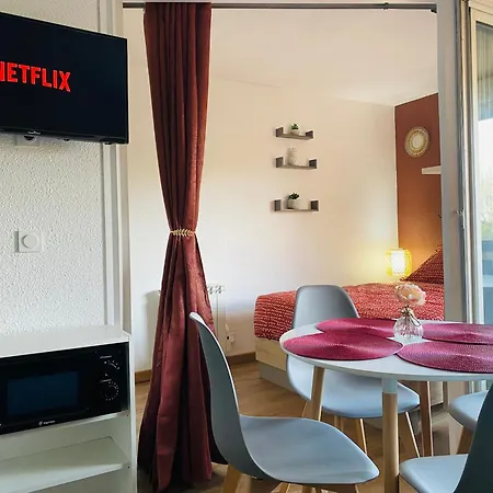 Agreable Aux Capellans Avec Loggia, Wifi Et Parking Appartement *