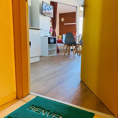Appartement Agreable Aux Capellans Avec Loggia, Wifi Et Parking Saint-Cyprien (Pyrenees-Orientales)