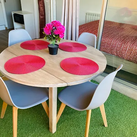 Agreable Aux Capellans Avec Loggia, Wifi Et Parking * Saint-Cyprien (Pyrenees-Orientales)